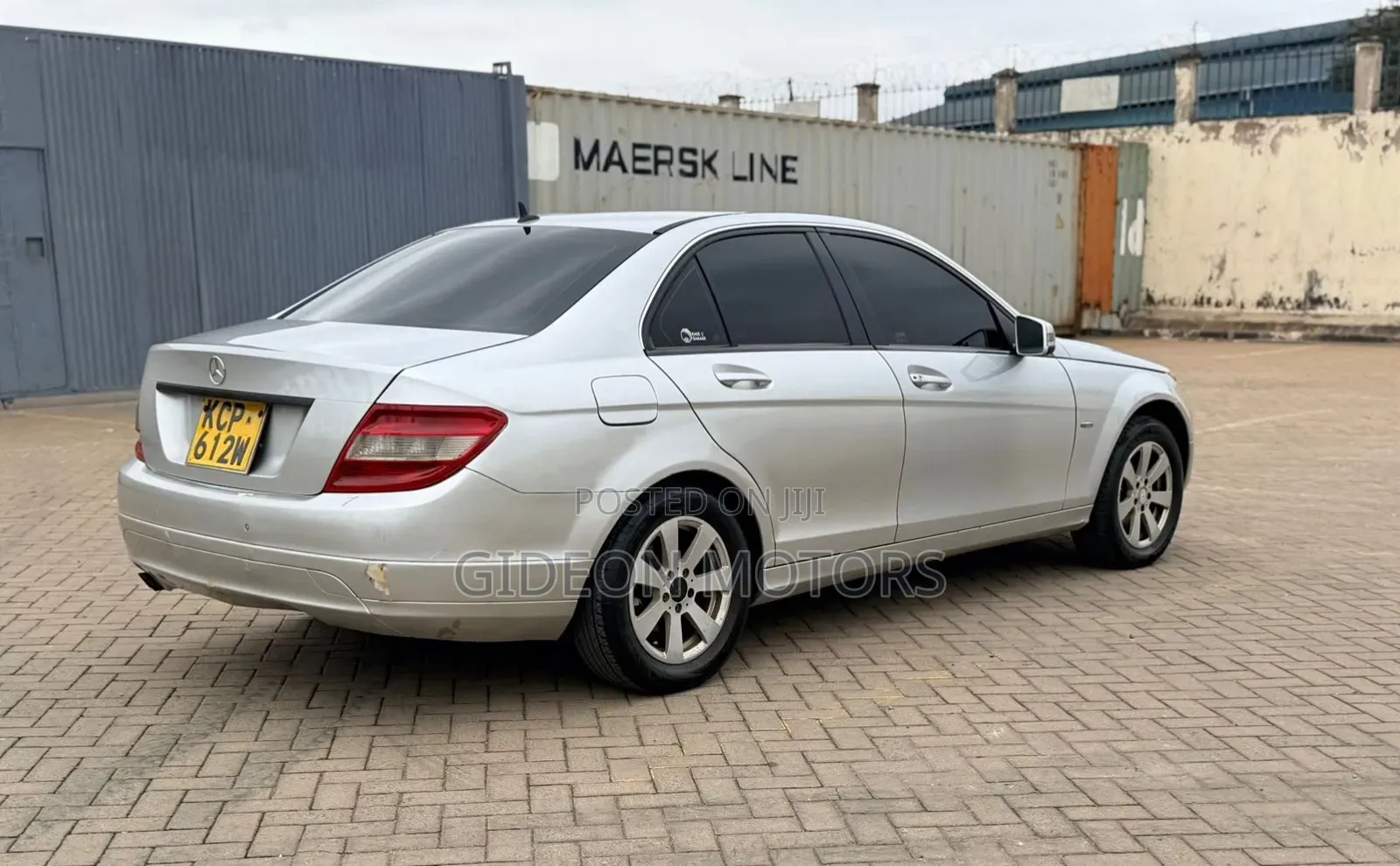 Mercedes-Benz C180 2011 Silver