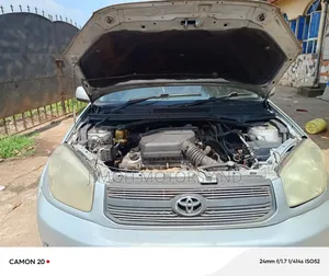 Toyota RAV4 2004 Silver