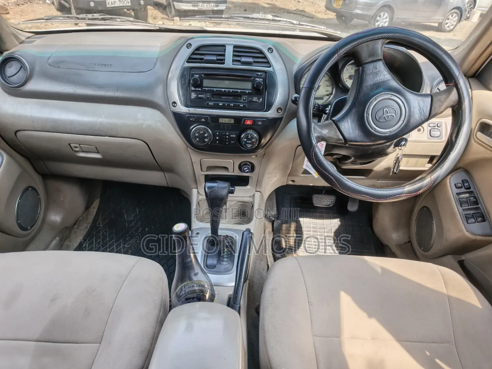 Toyota RAV4 2002 White