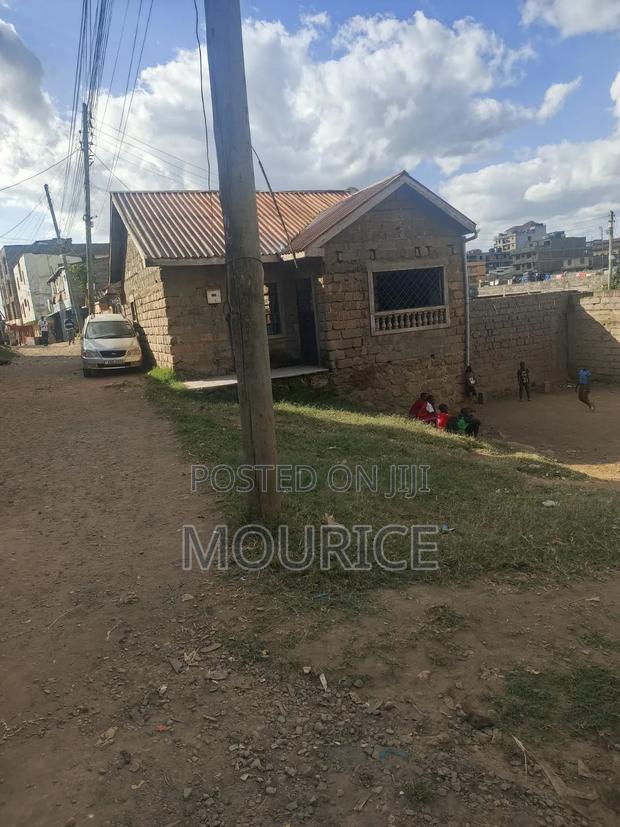 3bdrm Bungalow in Obama Estate, Junction Kayole for sale