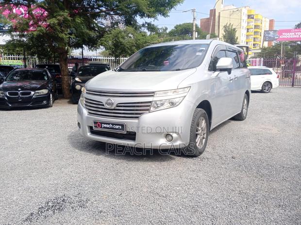 Nissan Elgrand 2011 Silver