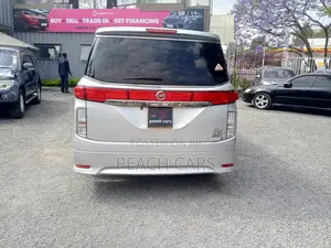 Nissan Elgrand 2011 Silver