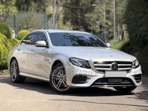 Mercedes-Benz E350e 2018 Silver
