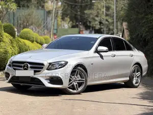 Mercedes-Benz E350e 2018 Silver