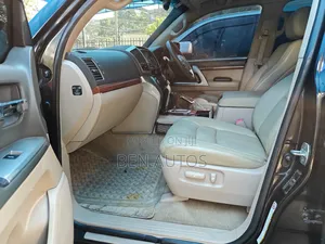Toyota Land Cruiser 2012 Black