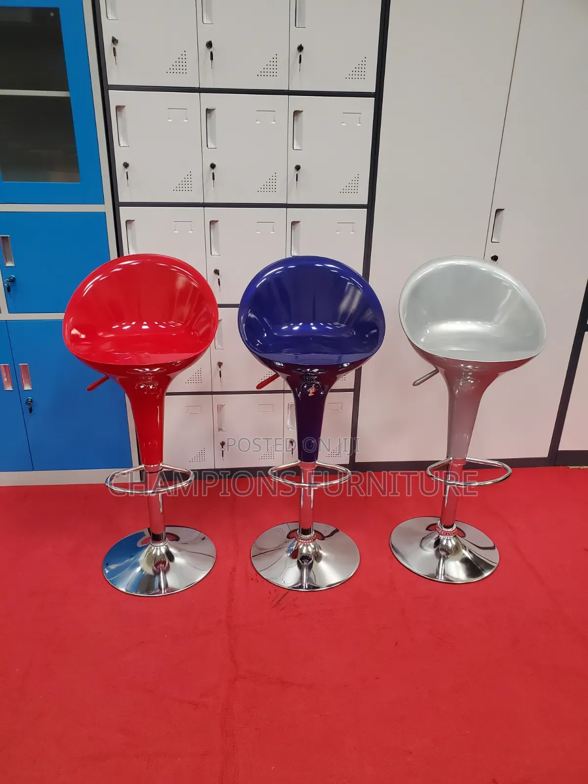 Glossy Bar Stool