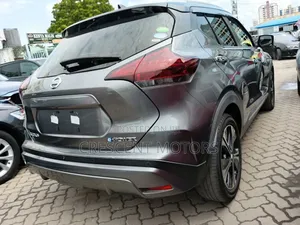 Nissan Kicks 2021 Gray