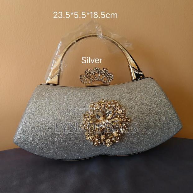 Diamond Studded Elegant Clutch.