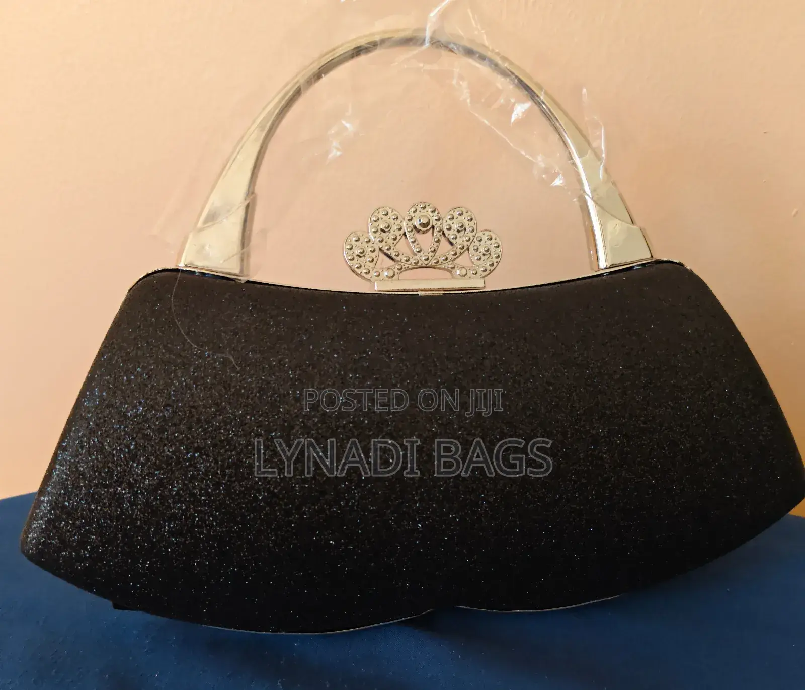 Diamond Studded Elegant Clutch.