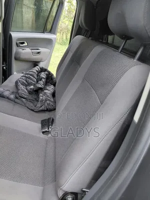 Volkswagen Amarok 2012 Gray