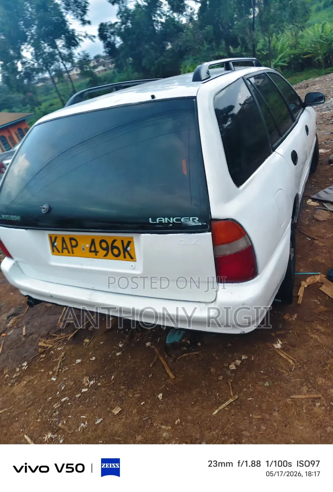 Mitsubishi Lancer 1996 White