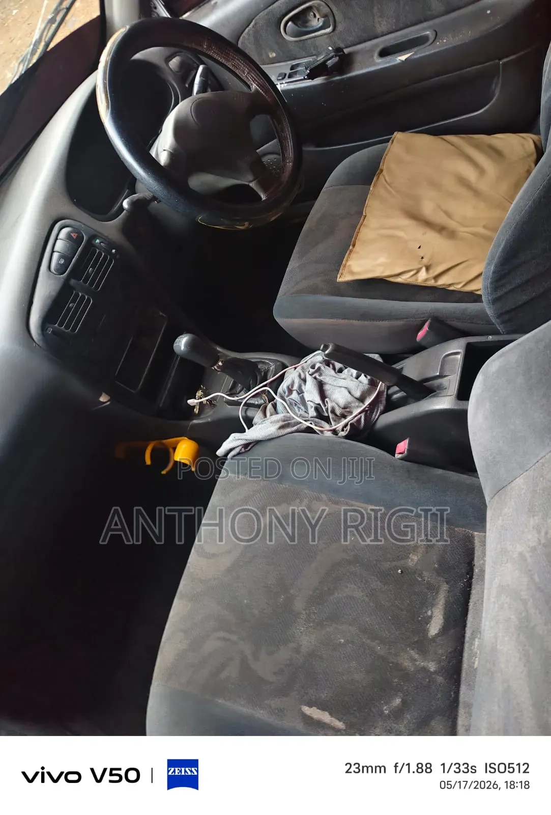 Mitsubishi Lancer 1996 White