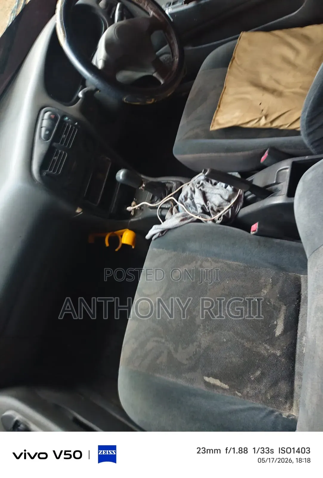 Mitsubishi Lancer 1996 White