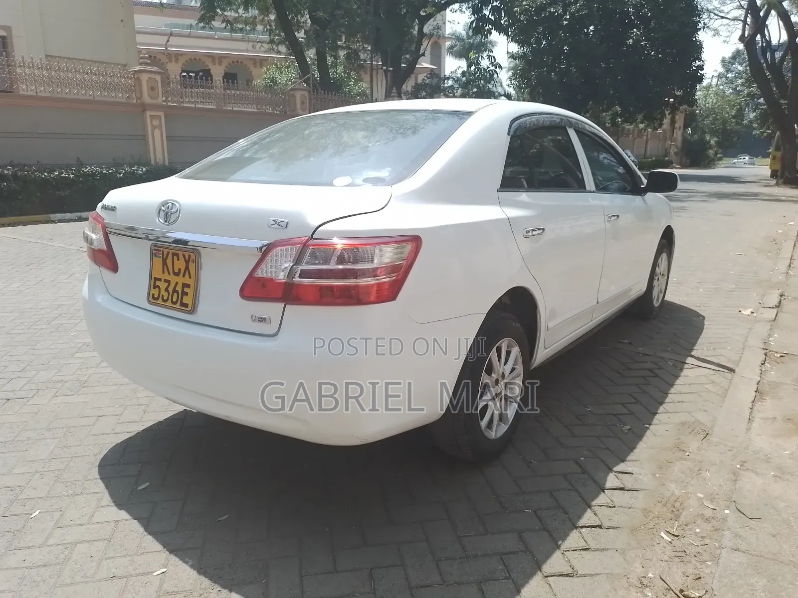 Toyota Premio 2012 White