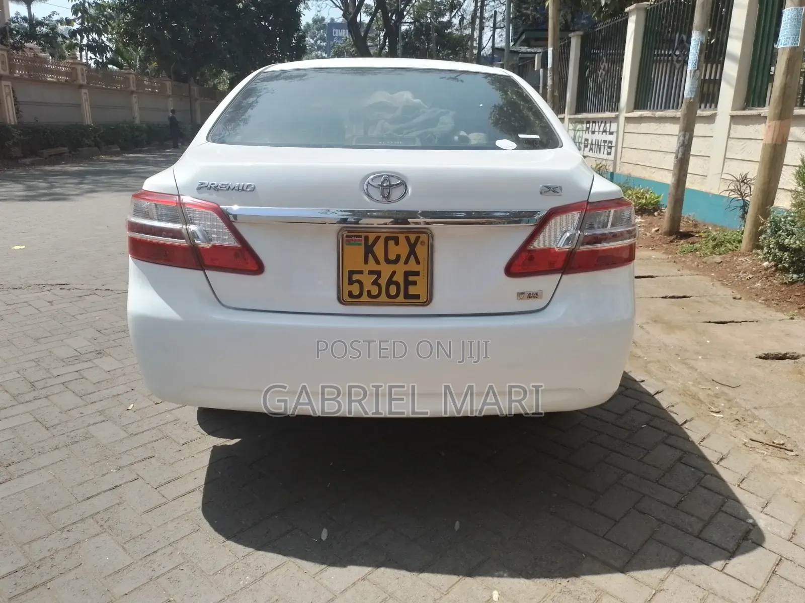 Toyota Premio 2012 White
