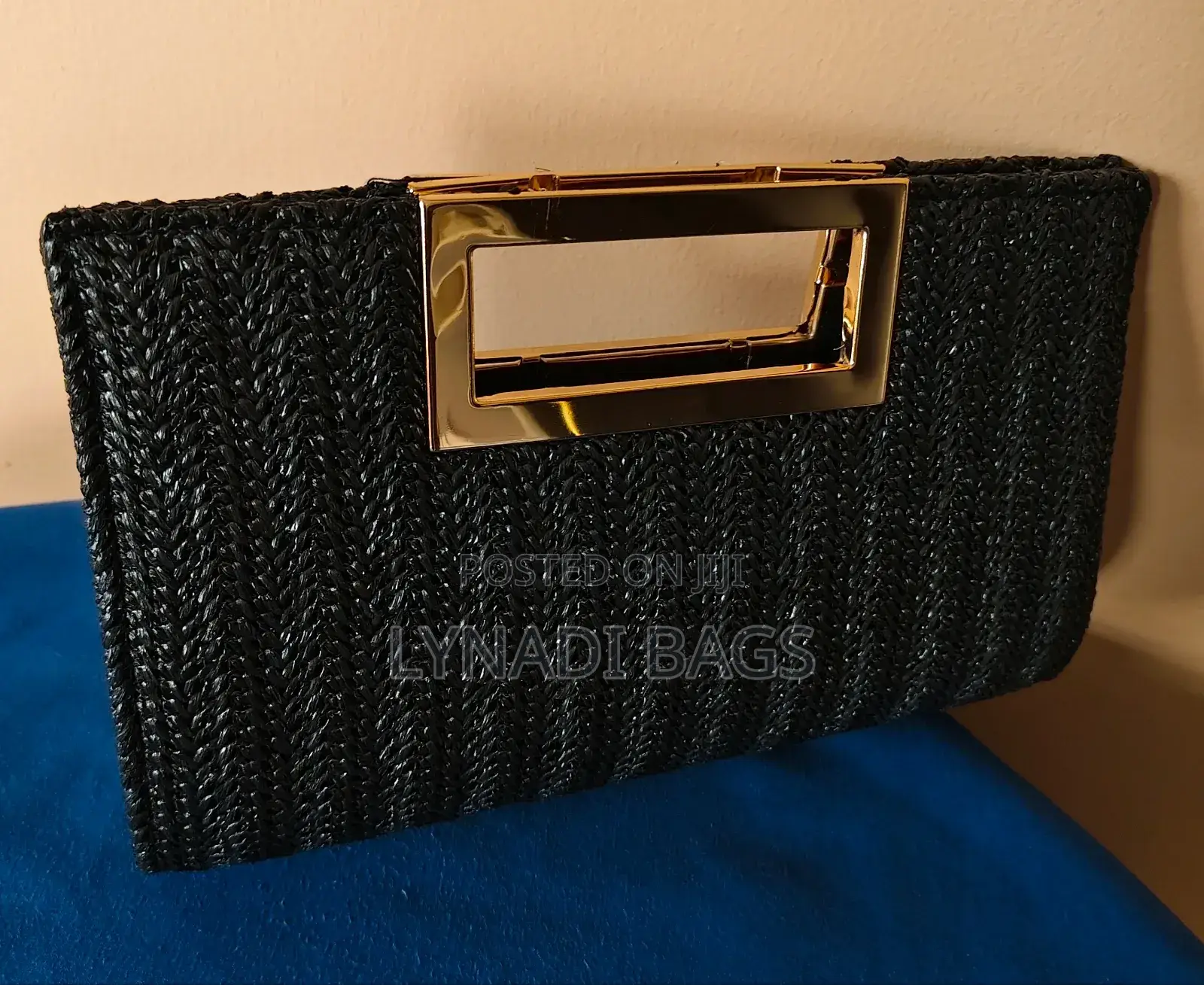 Women Woven Clutch