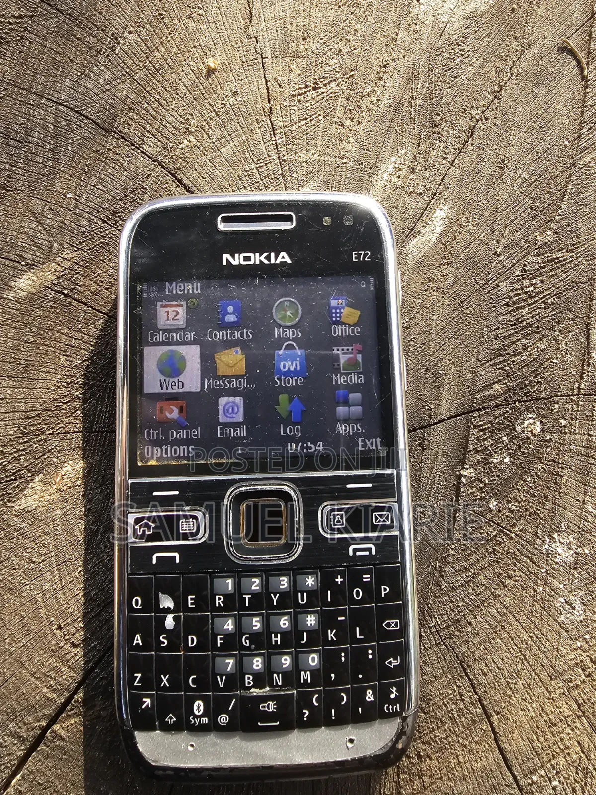 Nokia E72 Silver