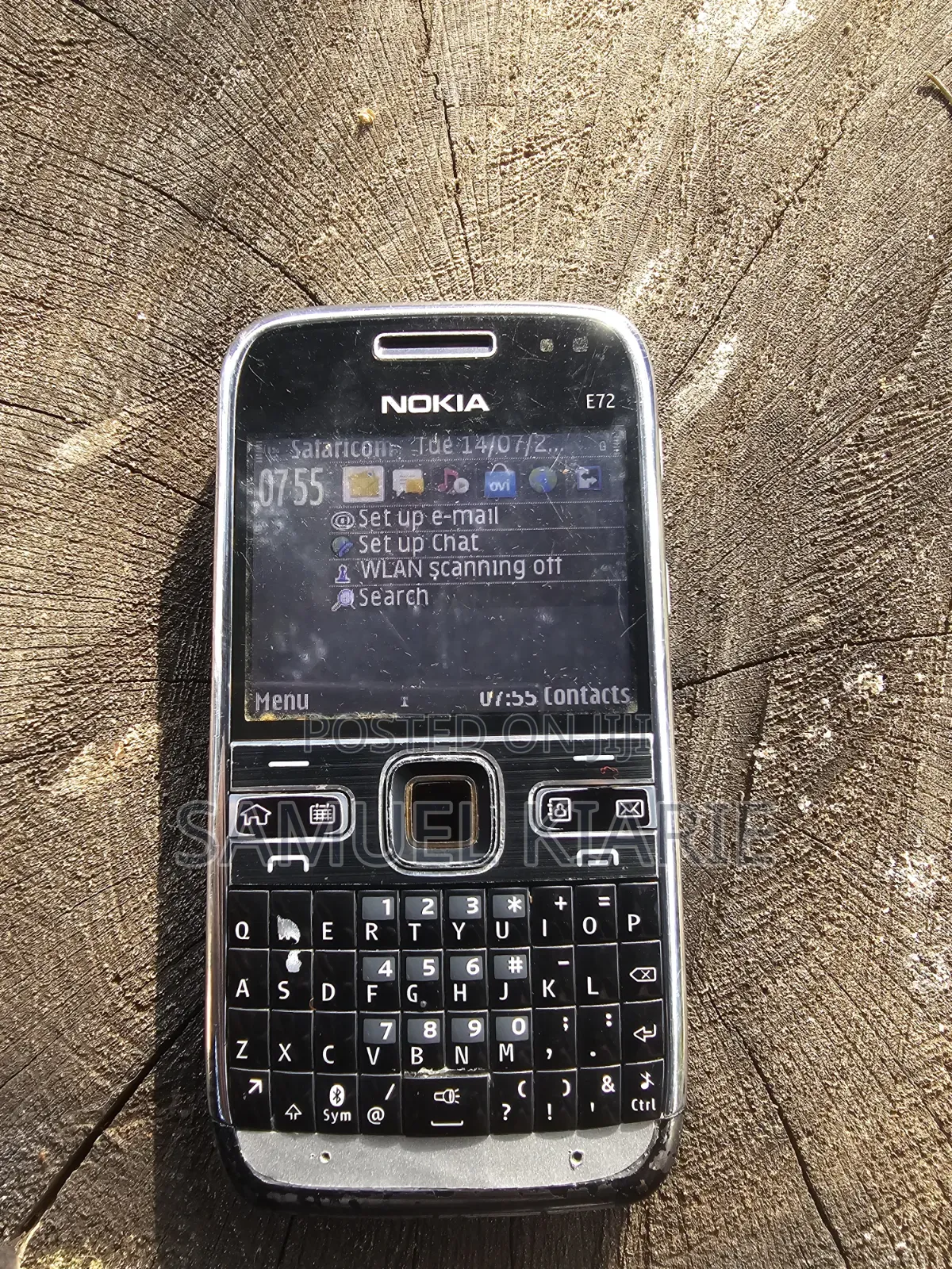 Nokia E72 Silver