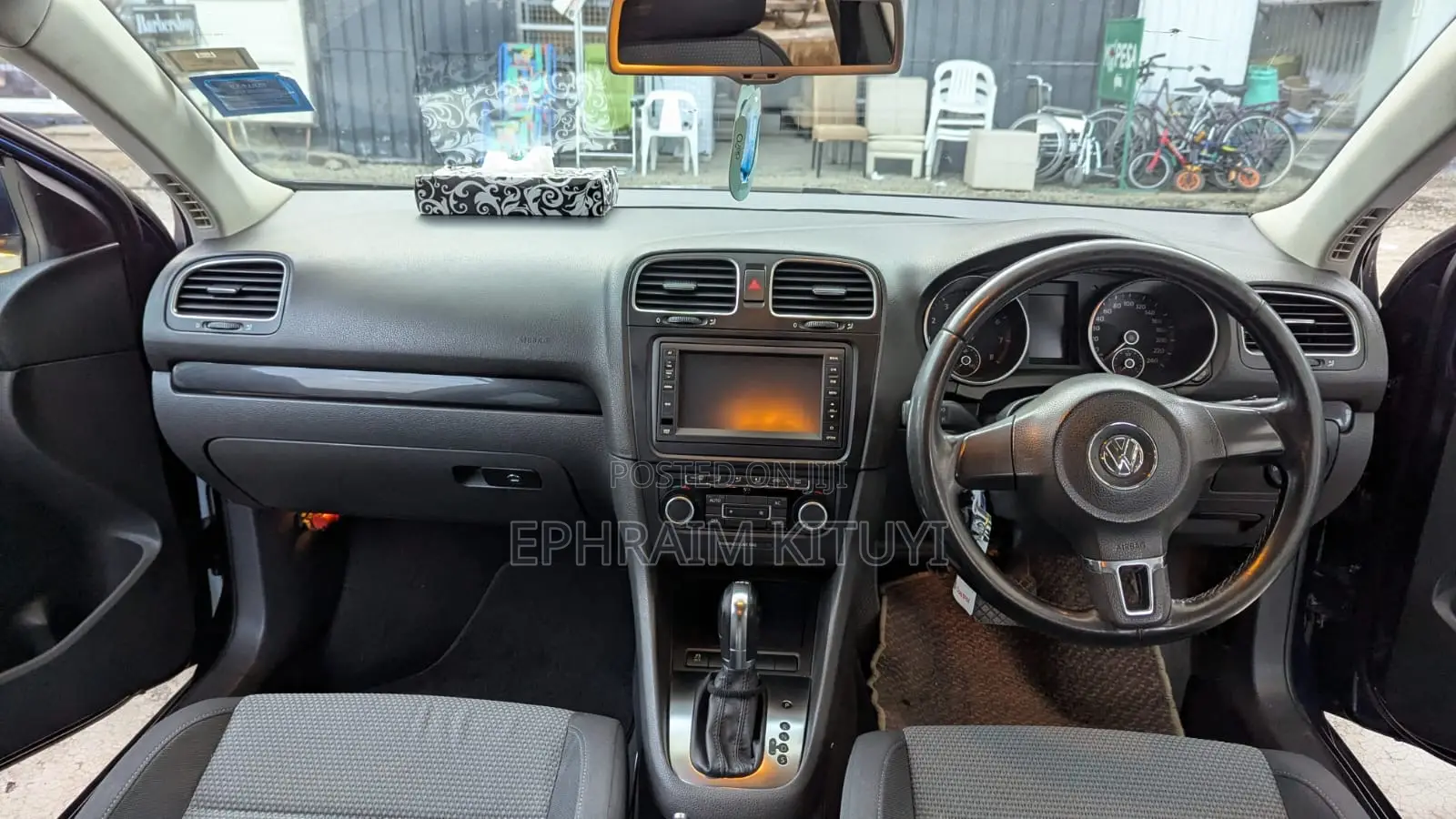Volkswagen Golf 2011 Blue