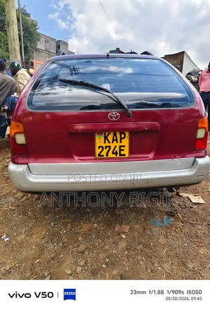 Toyota Corolla G-Touring 1995 Maroon