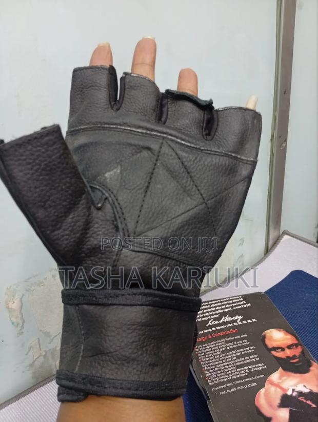 Gym Gloves - thumbnail 2