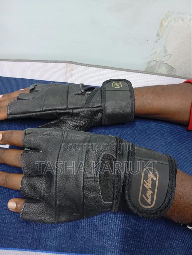 Wristwrap Gym Extreme Gloves - main view