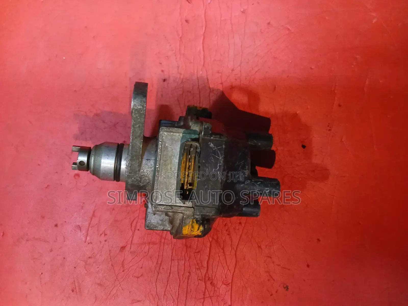 Nissan Micra 2()distributor