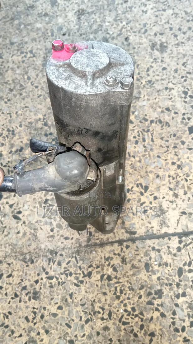 Starter 4m41 - thumbnail 2