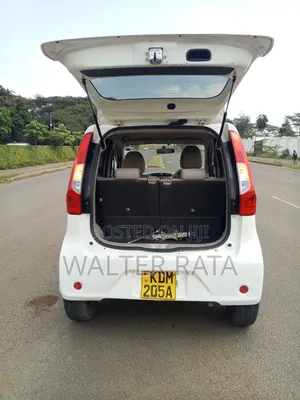 Mitsubishi EK Wagon 2015 White