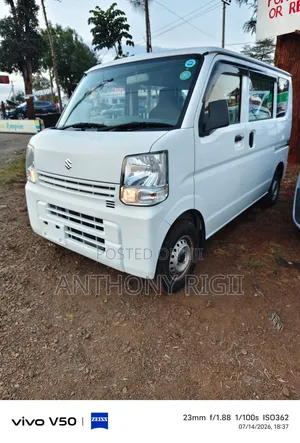 Suzuki Every 2020 White