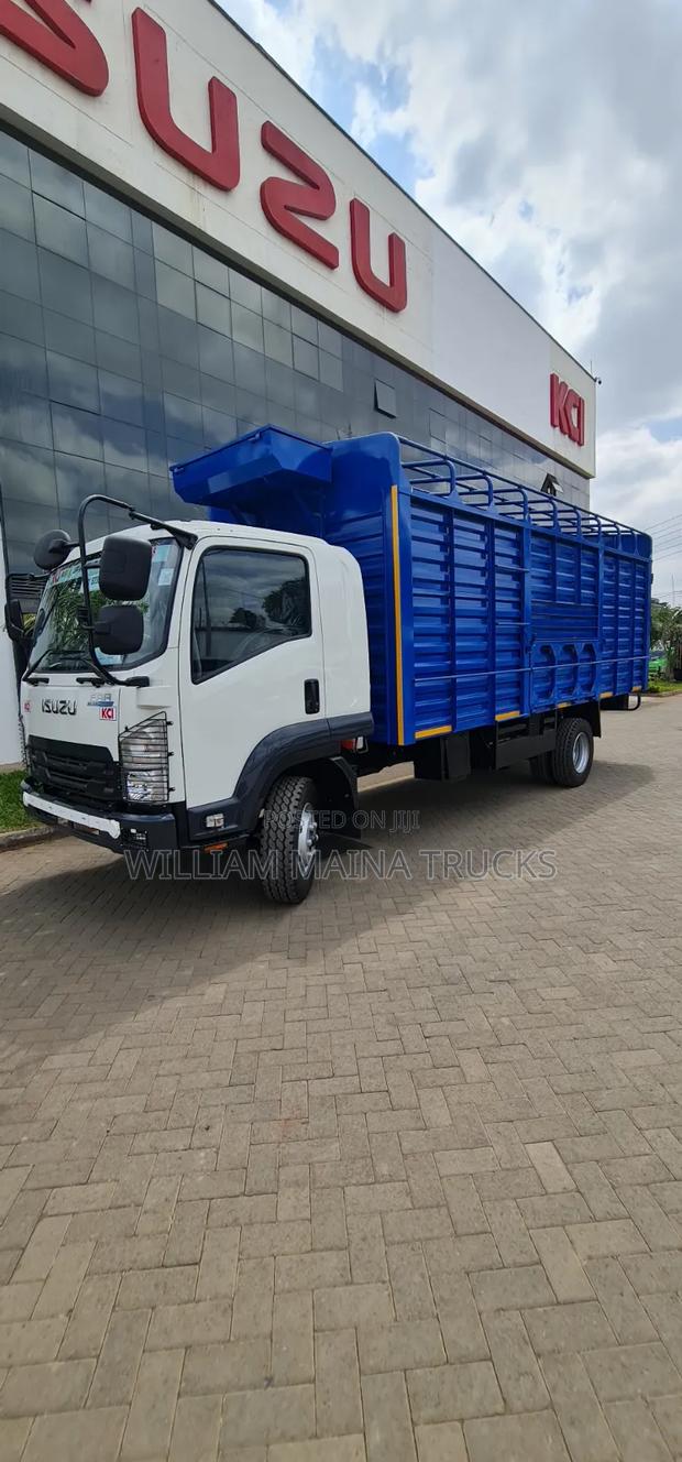 Isuzu FRR Lorry - thumbnail 5