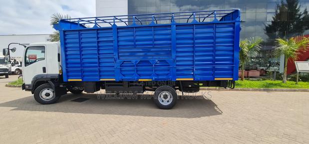 Isuzu FRR Lorry - thumbnail 6