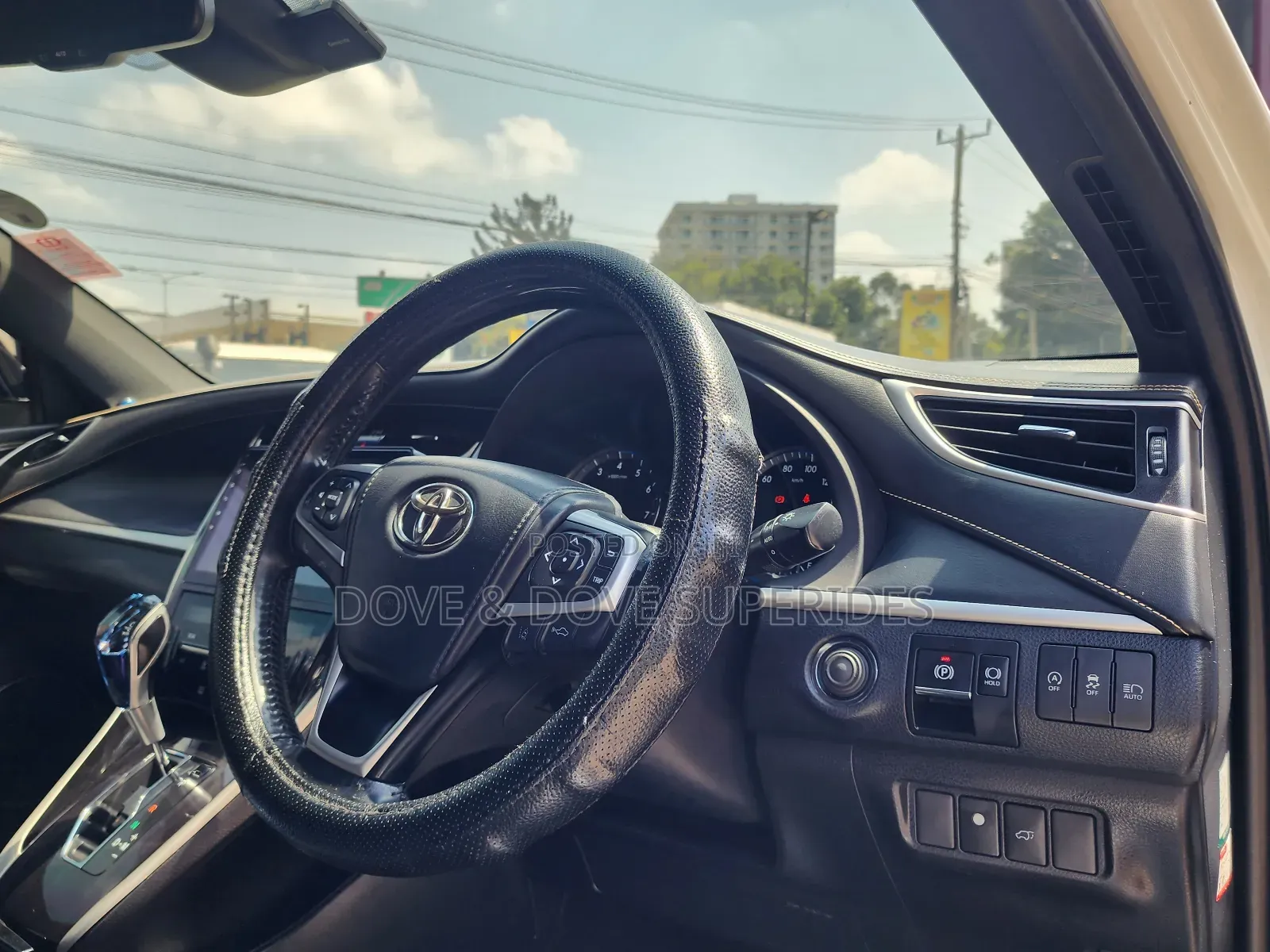 Toyota Harrier 2.0 4WD 2017 White