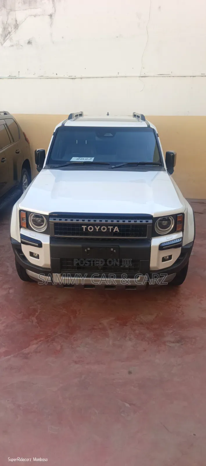 Toyota Land Cruiser Prado 2024 White