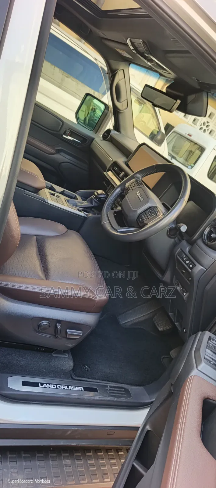 Toyota Land Cruiser Prado 2024 White