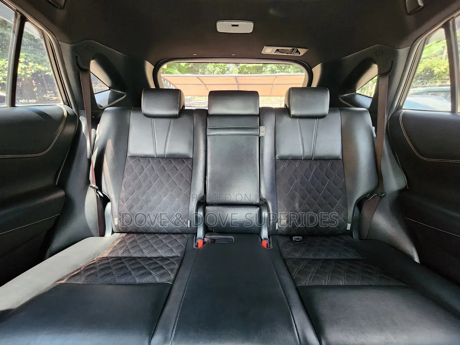Toyota Harrier 2.0 4WD 2017 White