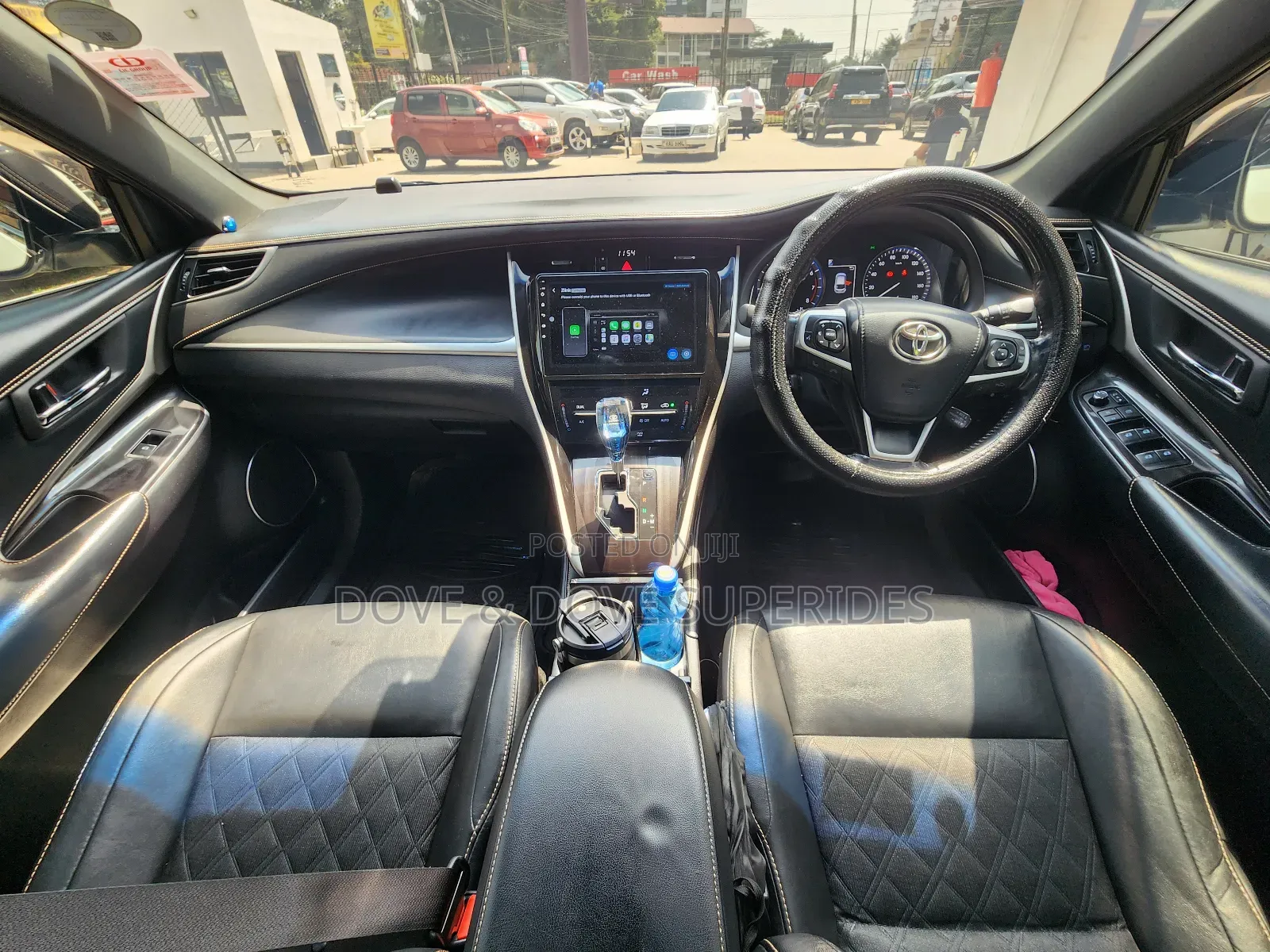 Toyota Harrier 2.0 4WD 2017 White