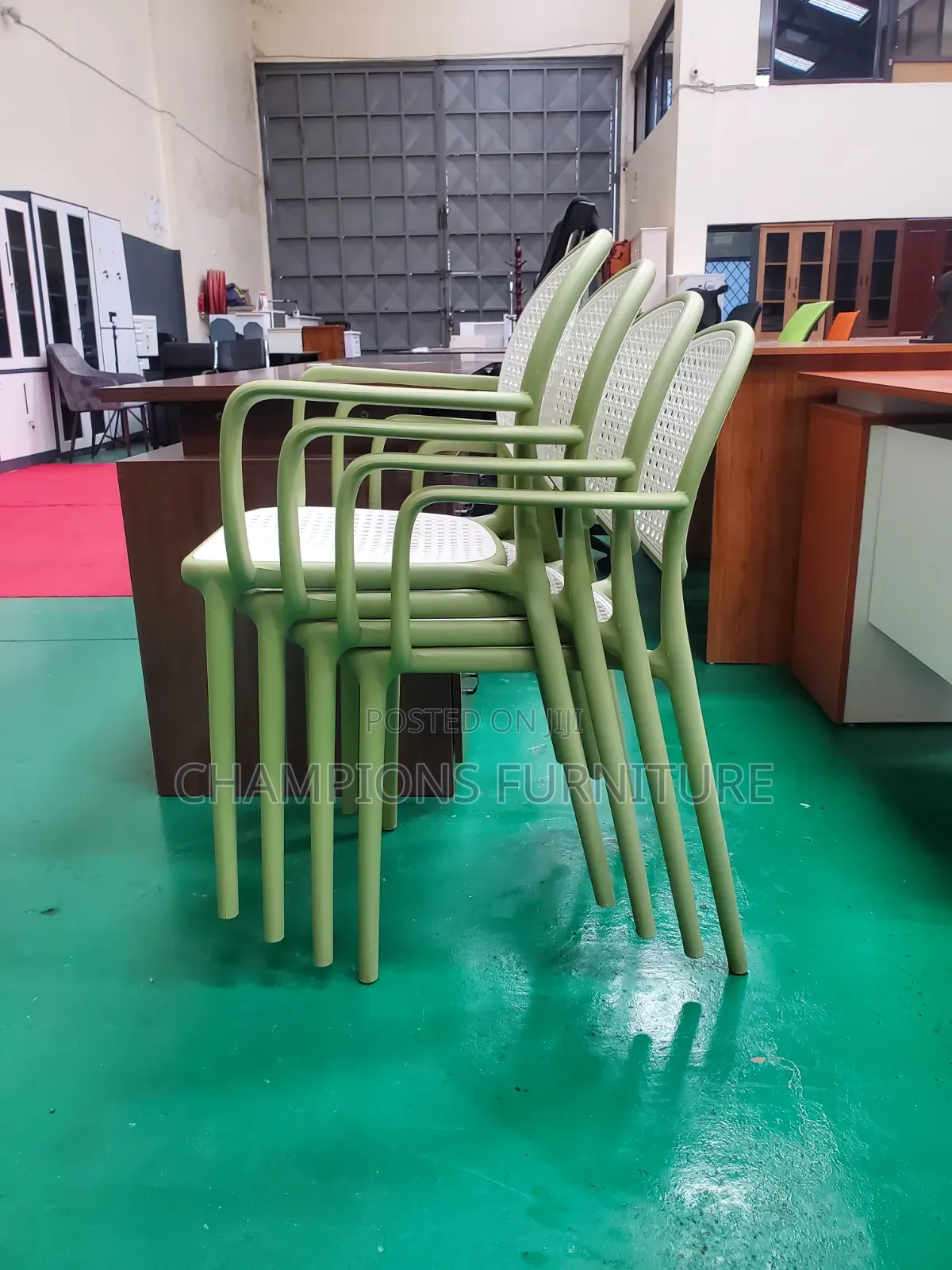 Heavy Duty Plastic Chairs