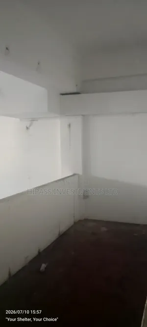Shop Warehouse