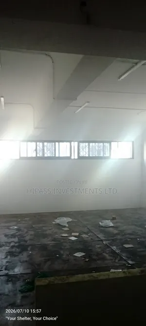 Shop Warehouse