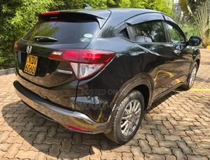 Honda Vezel 2018 Black