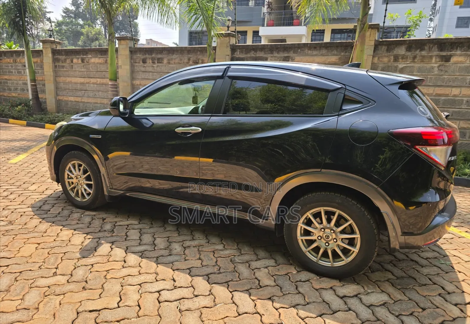 Honda Vezel 2018 Black