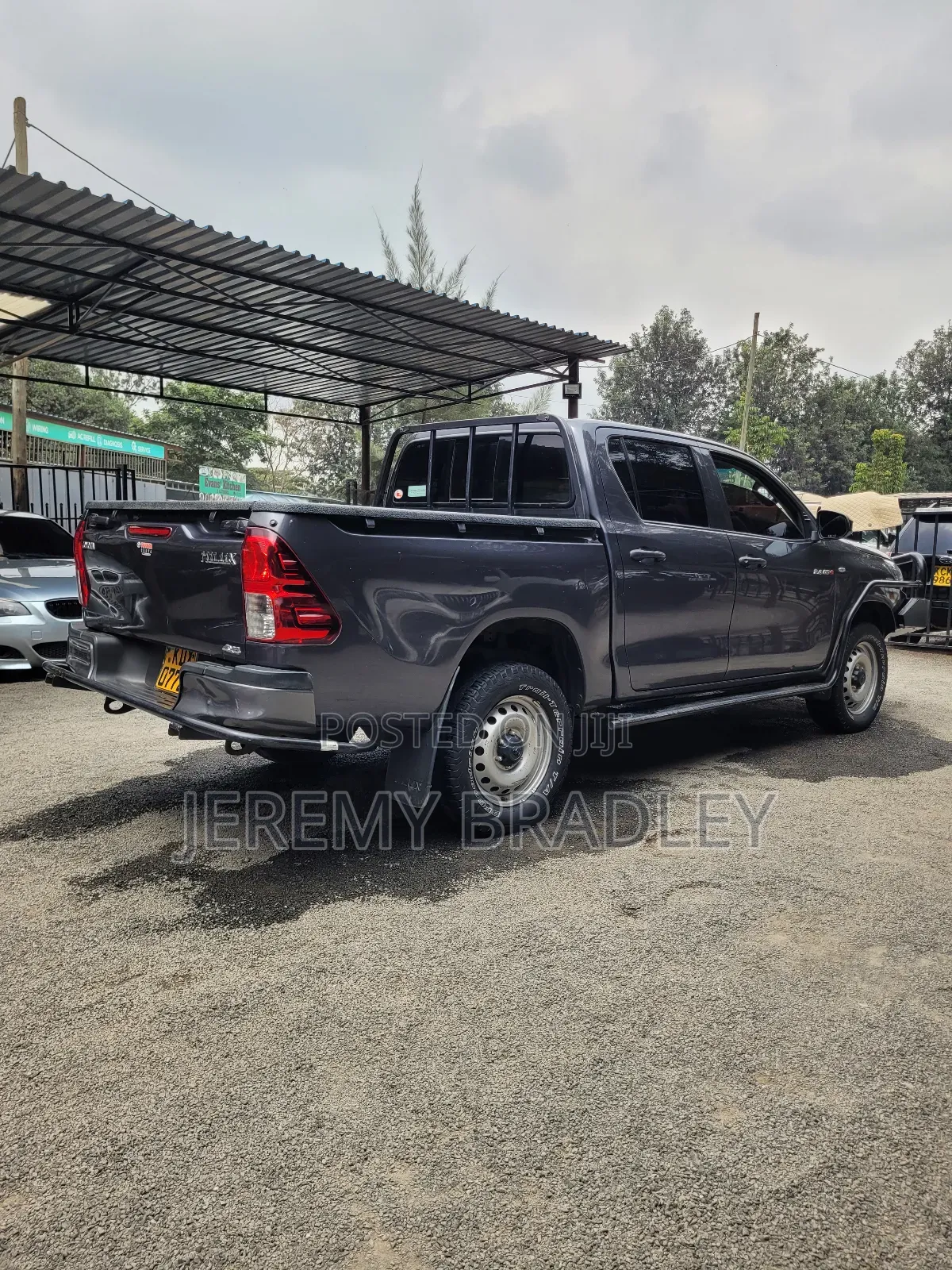 Toyota Hilux 2021 Gray
