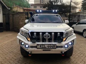 Toyota Land Cruiser Prado 2012 White