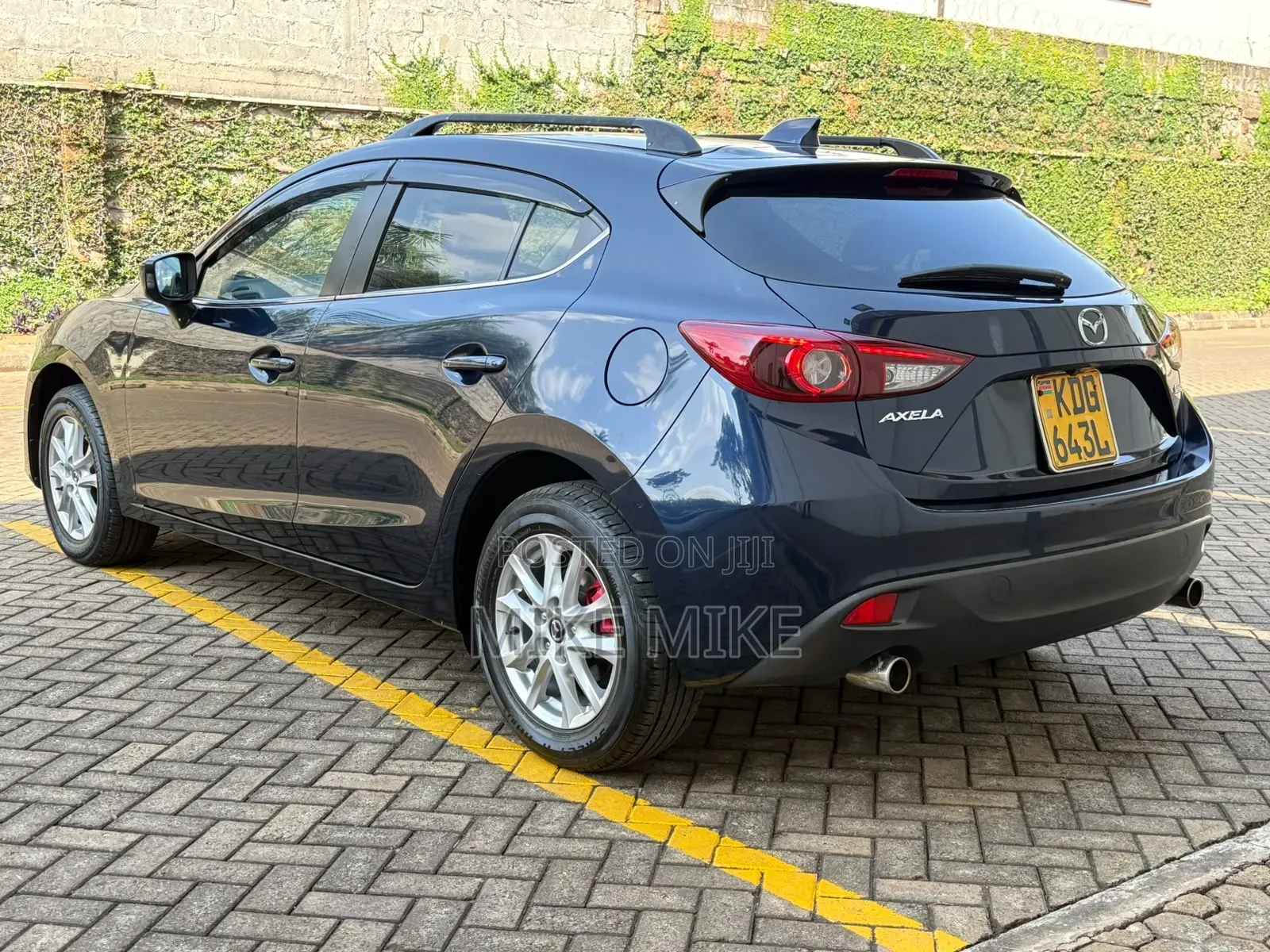 Mazda Axela 2015 Blue