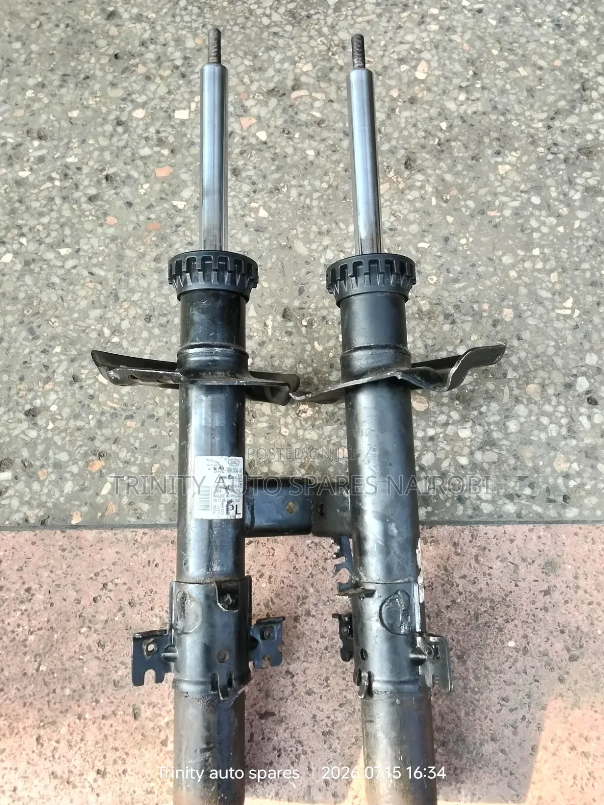 Original kYB Ex Japan Mitsubishi Delica New Model Front Shock Absorber