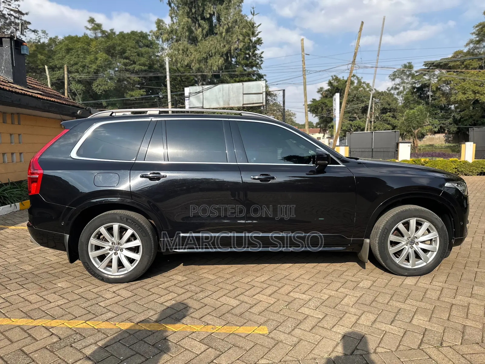 Volvo XC90 T5 Momentum 5P AWD 2018 Black