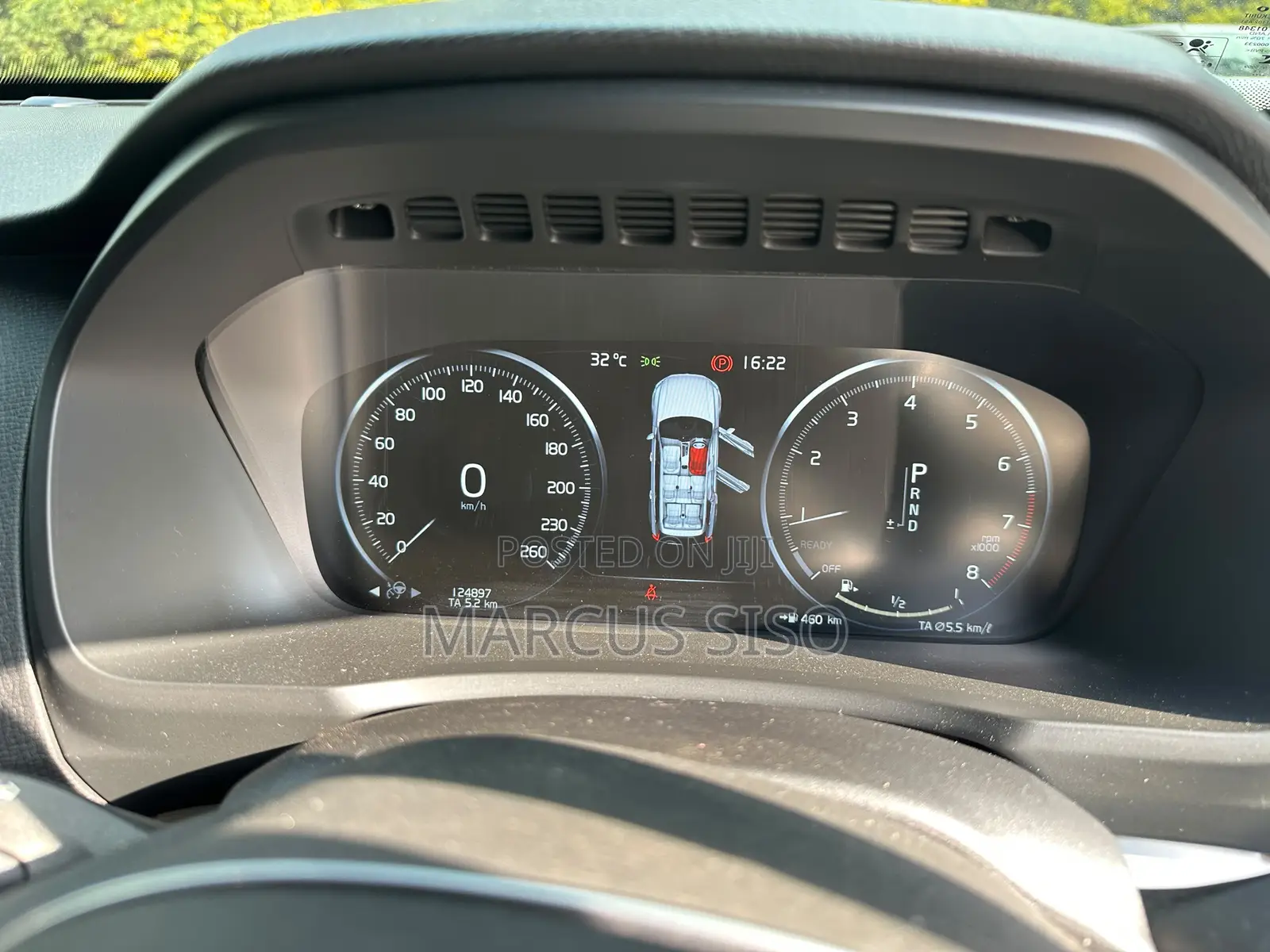 Volvo XC90 T5 Momentum 5P AWD 2018 Black