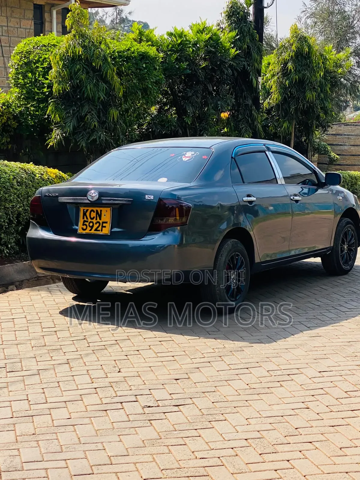 Toyota Axio 2009 Gray