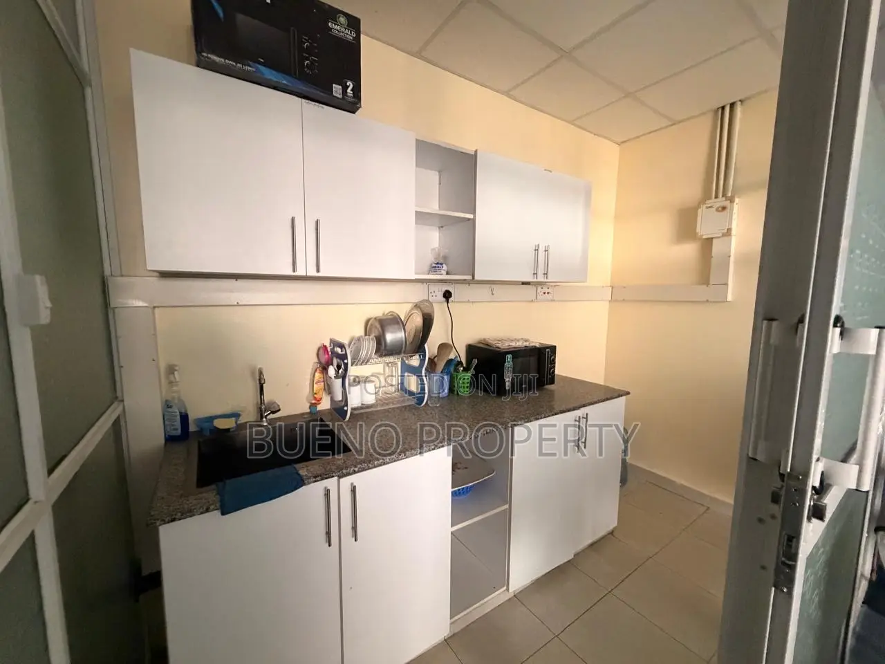 Furnished 2bdrm Apartment in Upperhill for rent